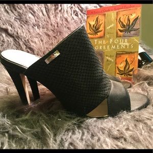 CALVIN KLEIN PEEP TOE, SLIDE ON BLACK HEELS